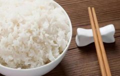 米饭应该用冷水还是热水？